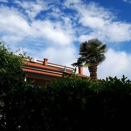 Happy Place Apartament